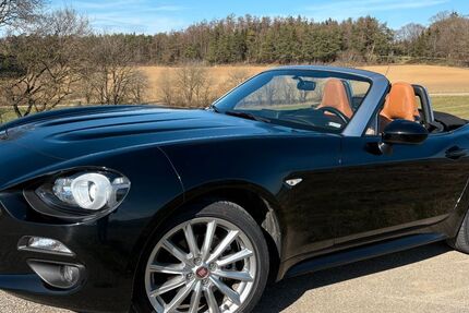 Fiat 124 Spider 42.000 km 19.200 &euro; Dinkelscherben 86424