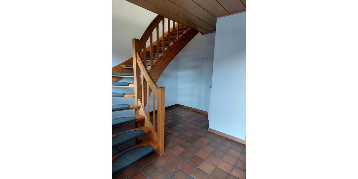 Dachgeschoßwohnung Mittelangeln - 3 Zimmer, 100 m&sup2;, 955&euro; | Angebot:25332870