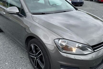 VW Golf 153.000 km 9.490 &euro; Boxberg 97944