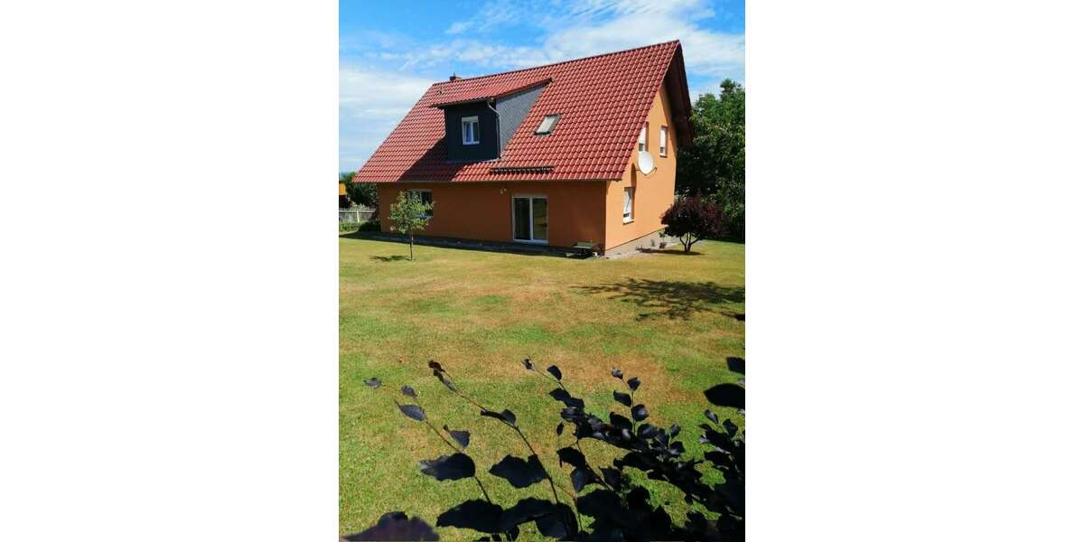 geräumiges 1-2 Familienhaus mit großem Garten und super Wohnlage - Einfamilienhaus Saalfeld/Saale Saale | Angebot:26384576