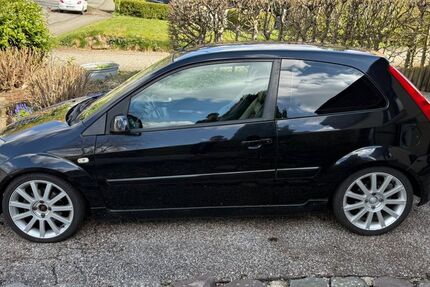 Ford Fiesta 199.000 km 5.500 &euro; Meinerzhagen 58540