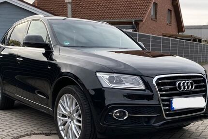 Audi Q5 151.500 km 19.900 &euro; Delmenhorst 27753