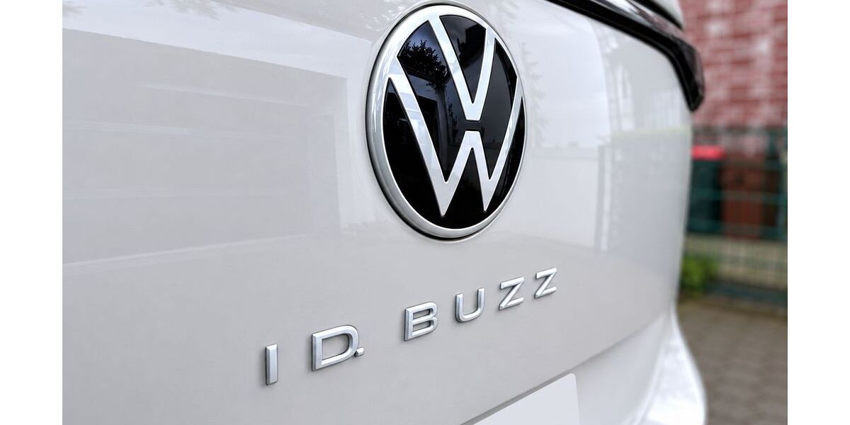 VW ID. Buzz 9.000 km 45.750 &euro; Krefeld 47802