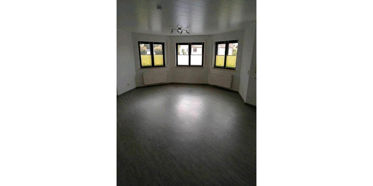 Erdgeschoßwohnung Steinau an der Straße - 2 Zimmer, 94 m&sup2;, 800&euro; | Angebot:26533046
