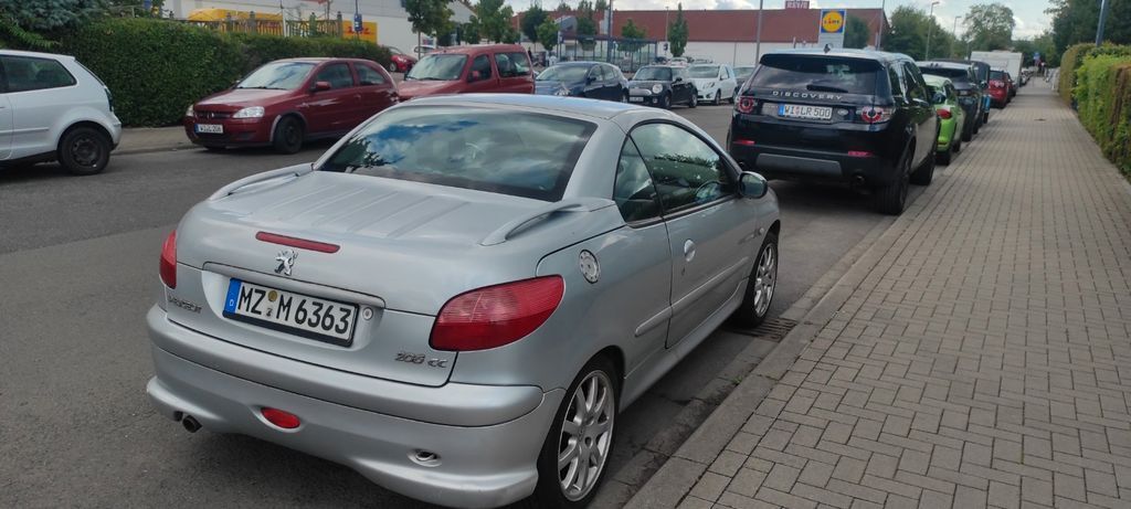 Peugeot 206 190.000 km 1.800 € Wiesbaden 65191