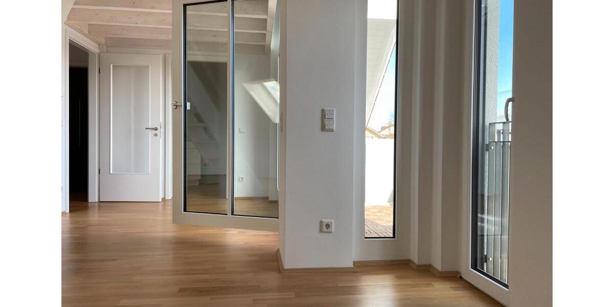 Dachgeschoßwohnung Zorneding - 2.5 Zimmer, 55 m&sup2;, 435.000&euro; | Angebot:26865329