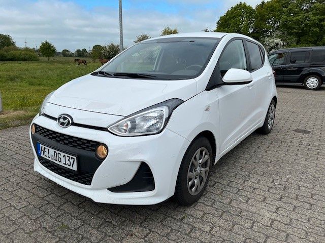 i10