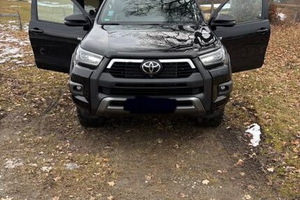 Toyota Hilux 45.000 km 49.900 &euro; Garmisch-Partenkirchen 82467