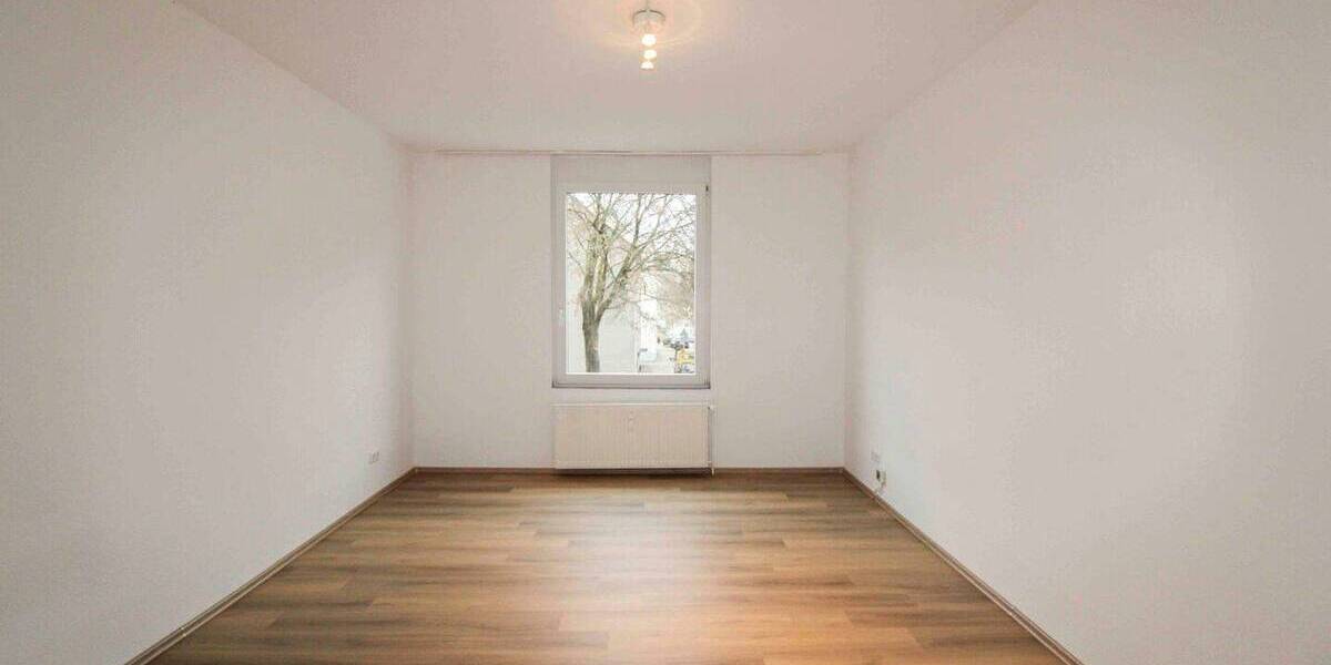 Etagenwohnung Essen Steele - 4 Zimmer, 102 m&sup2;, 135.000&euro; | Angebot:26703670