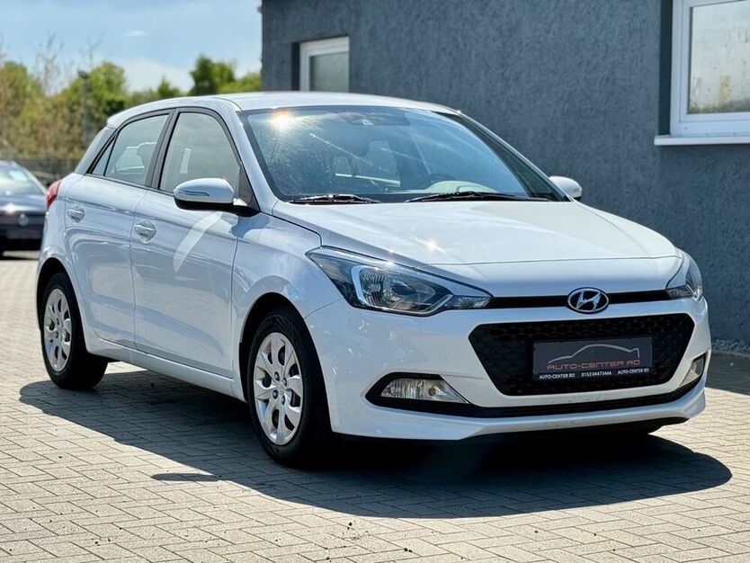 i20