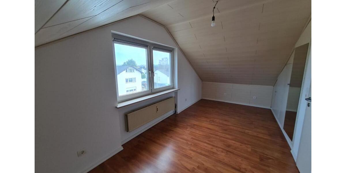 Dachgeschoßwohnung Löhnberg - 2 Zimmer, 67 m&sup2;, 144.000&euro; | Angebot:26354193