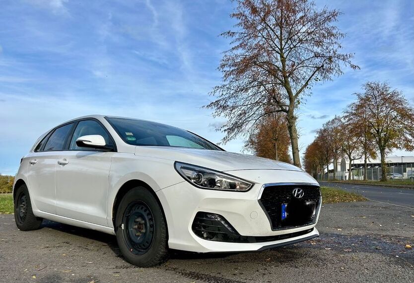 Hyundai i30 52.000 km 13.900 € Herrenhof 99887