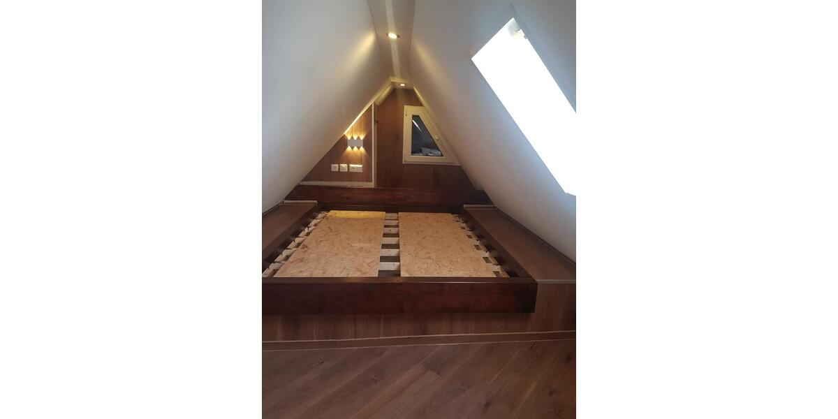 Dachgeschoßwohnung Remscheid Lüttringhausen - 2 Zimmer, 35 m&sup2;, 400&euro; | Angebot:24878534