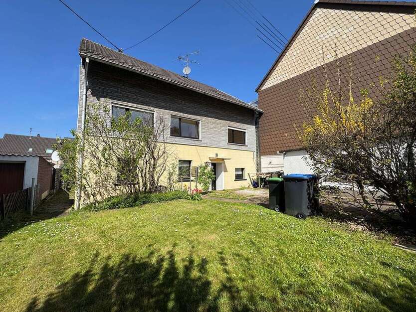 Haus zum Kaufen in Wadgassen 199.000 € 215 m²