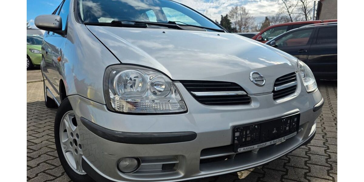 Nissan Almera 158.900 km 2.499 &euro; Zwenkau 04442