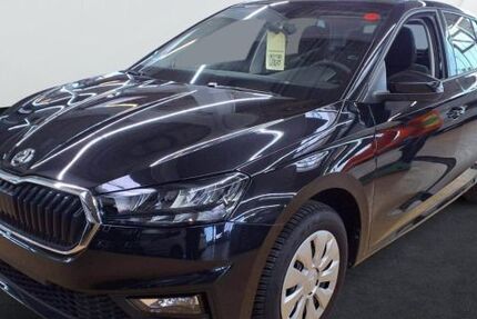 Skoda Fabia 16.408 km 16.490 &euro; Mainz-Kastell (Wiesbaden) 55252