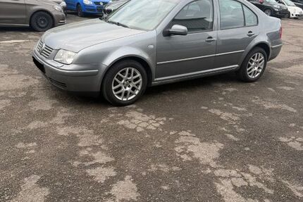 VW Bora 154.000 km 3.499 &euro; Bisingen 72406