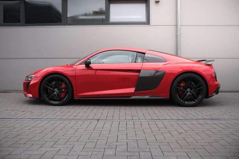 Audi R8 4.990 km 189.900 € Holzwickede 59439