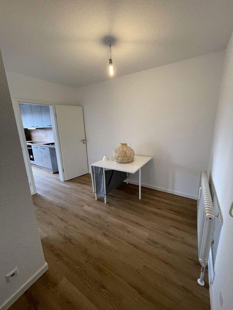 Modernes 2,5 -Zimmer-Apartment mit Balkon und Stellplatz - Erstbezug nach Sanierung 2 zimmer
