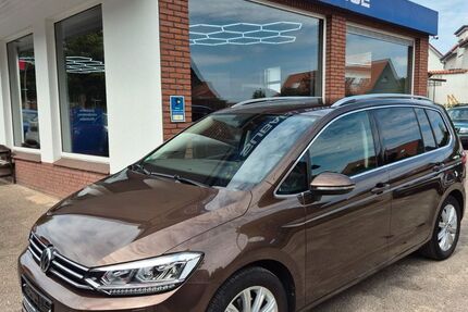 VW Touran 76.700 km 21.200 € Hamburg 22397