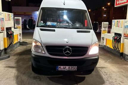 Mercedes-Benz Sprinter 270.000 km 5.490 € München 80933