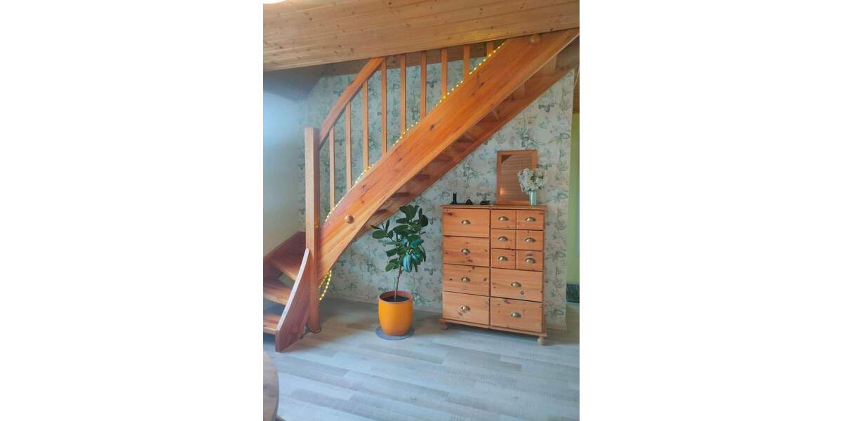 Mehrfamilienhaus, Wohnhaus Niederwerrn - 9 Zimmer, 240 m&sup2;, 430.000&euro; | Angebot:25909016