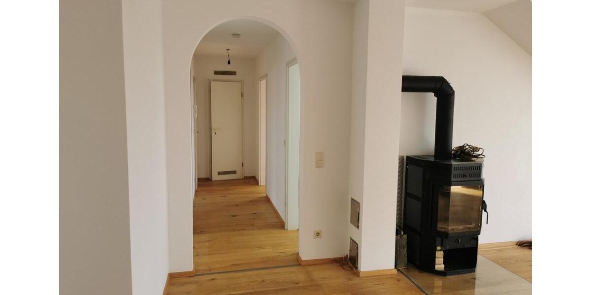 Dachgeschoßwohnung Höhenkirchen-Siegertsbrunn Siegertsbrunn - 3 Zimmer, 72 m&sup2;, 460.000&euro; | Angebot:25362956