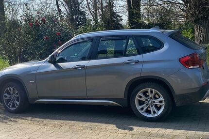 BMW X1 330.000 km 5.700 &euro; Meerbusch 40668