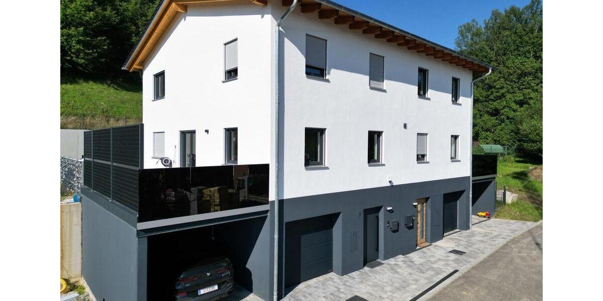 Doppelhaushälfte Deggendorf - 5 Zimmer, 132 m&sup2;, 1.850&euro; | Angebot:25415313