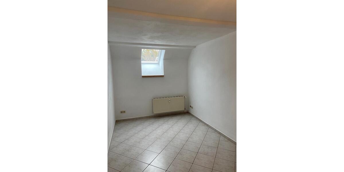 Dachgeschoßwohnung Pritzwalk - 3 Zimmer, 83 m&sup2;, 540&euro; | Angebot:25349425