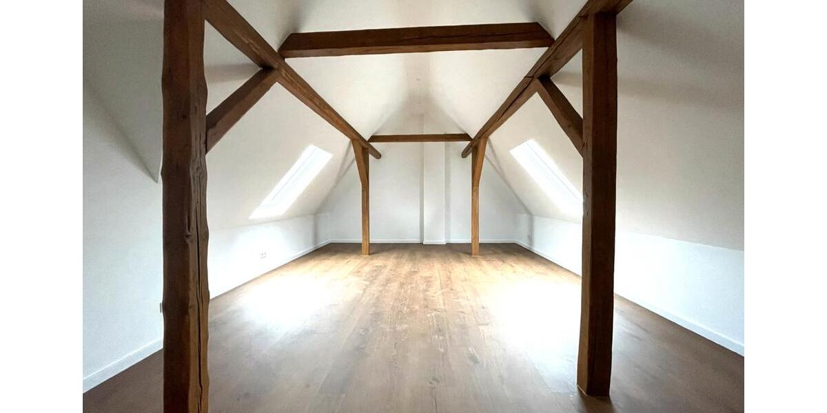 Etagenwohnung Hannover Herrenhausen-Stöcken - 6 Zimmer, 175 m&sup2;, 775.000&euro; | Angebot:26447270