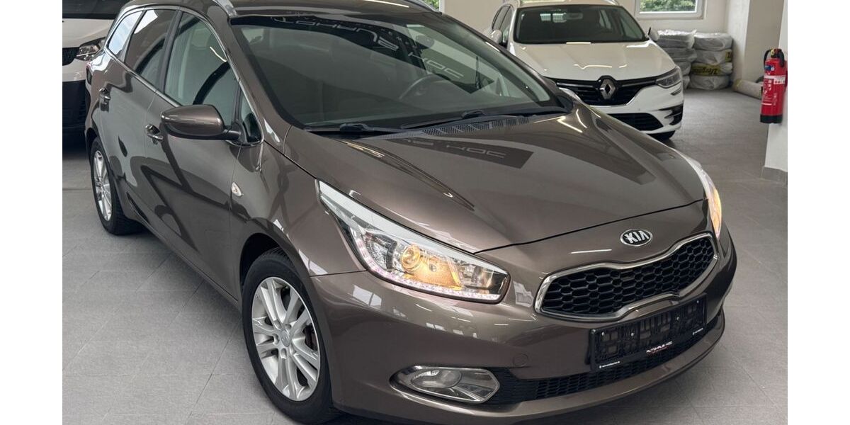 Kia ceed Sportswagon 126.000 km 8.850 &euro; Remscheid 42859