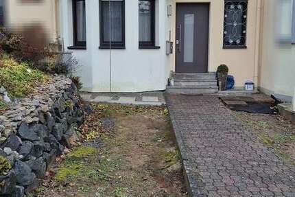 Haus Wertheim - 6 Zimmer, 153 m&sup2;, 380.000&euro; | Angebot:26732425