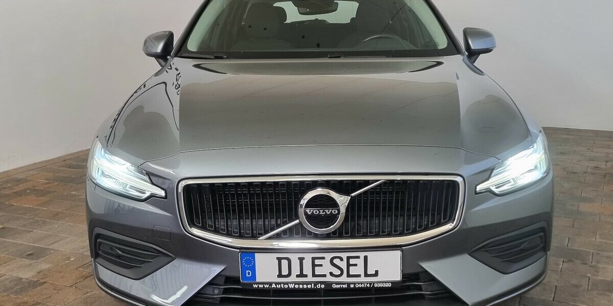 Volvo V60 LED ACC Spur Klima Navi Scheckheft 95.600 km 22.990 &euro; Garrel 49681