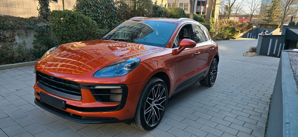 Porsche Macan 50.000 km 59.999 &euro; München 80689