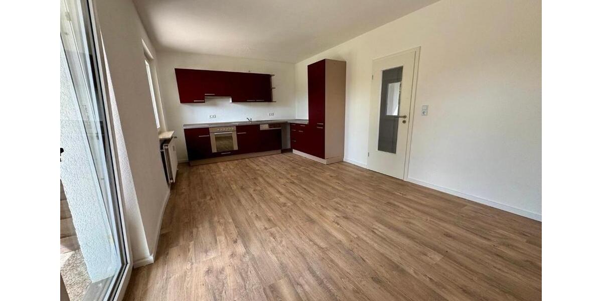 Erdgeschoßwohnung Rühen - 2 Zimmer, 57 m&sup2;, 550&euro; | Angebot:25221831