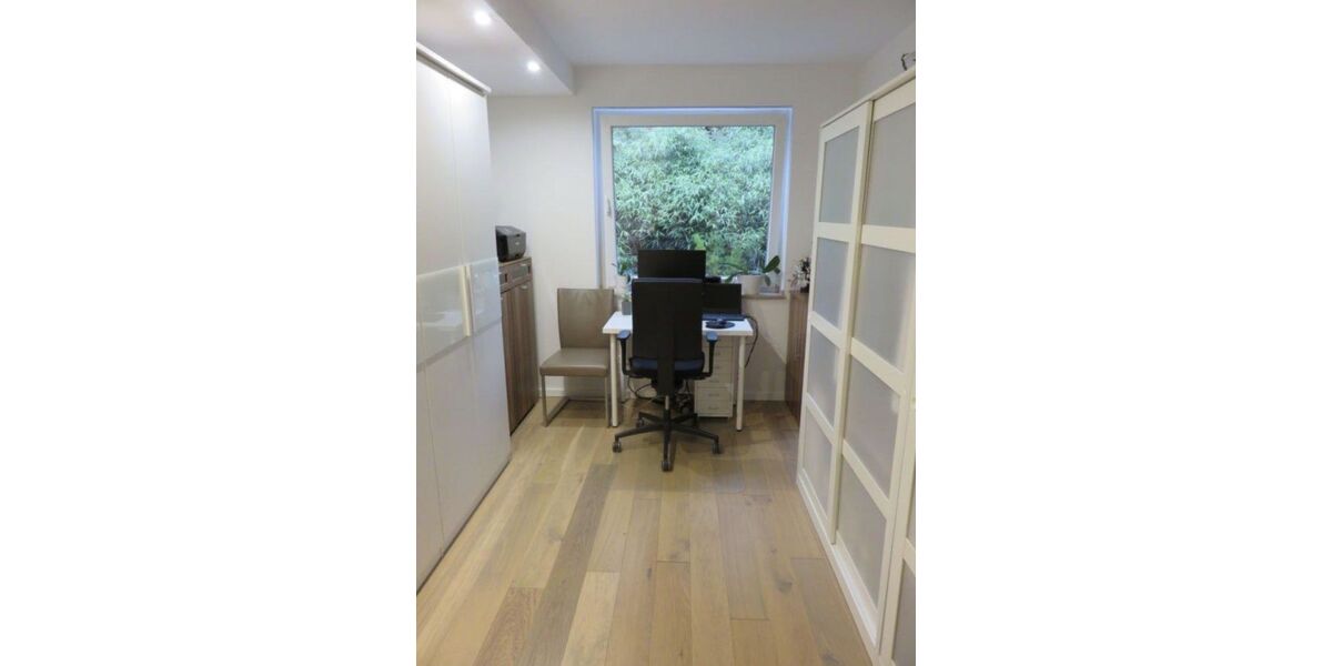 Moderne 2,5-Zimmer-Wohnung mit großem Balkon & Abendsonne - Düsseldorf-Unterbach - Etagenwohnung Düsseldorf Unterbach | Angebot:25414314