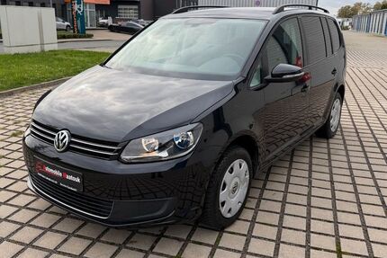 VW Touran 207.000 km 4.990 € Essen 45329