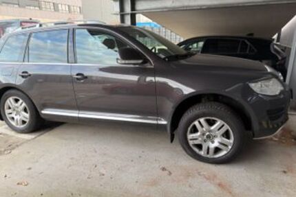 VW Touareg 298.000 km 9.200 &euro; Berlin 10719