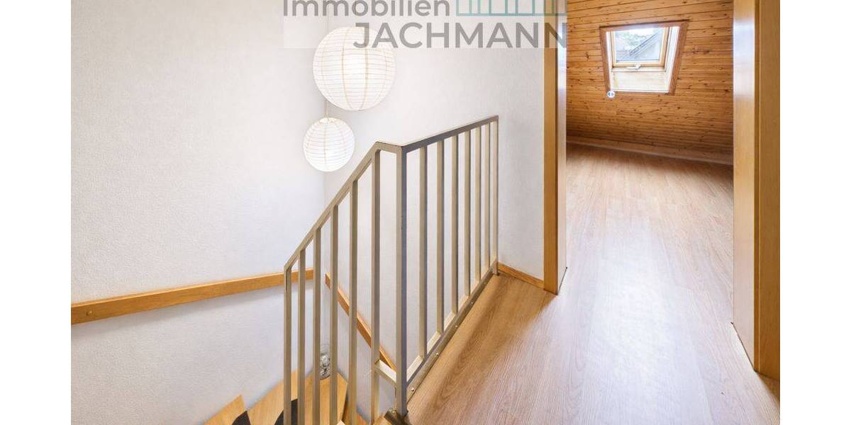 Doppelhaushälfte Bogen - 5 Zimmer, 172 m&sup2;, 440.000&euro; | Angebot:26805436