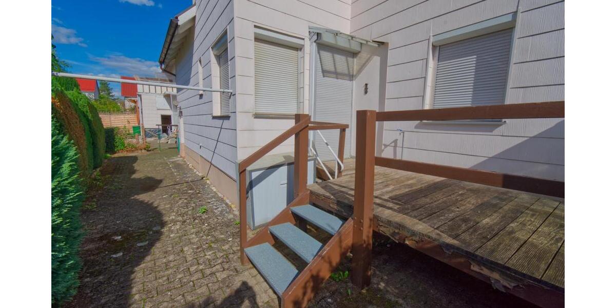 Charmantes Ein-Zweifamilienhaus mit Potenzial und tollem Grundstück in Villingen-Schwenningen - Zweifamilienhaus Villingen-Schwenningen Schwenningen | Angebot:27338964