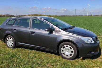 Toyota Avensis 221.500 km 2.650 &euro; Ahrensfelde 16356