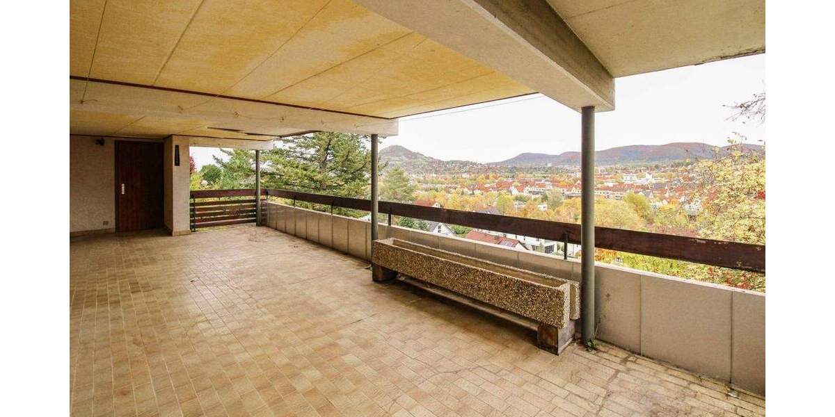 Einfamilienhaus Pfullingen - 7 Zimmer, 229 m&sup2;, 674.000&euro; | Angebot:24858592