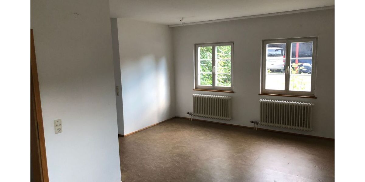 Gepflegte 1-Zimmer-Wohnung mit EBK in Trossingen perfekt für Studenten - Appartement Trossingen | Angebot:26633731