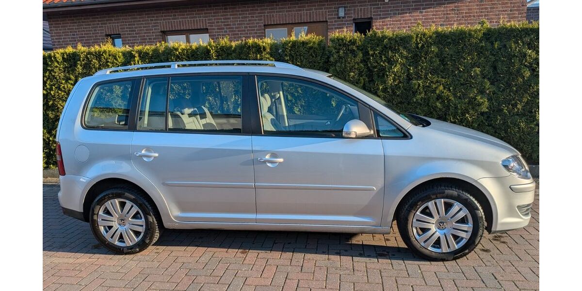 VW Touran 139.620 km 2.650 &euro; Gifhorn 38518