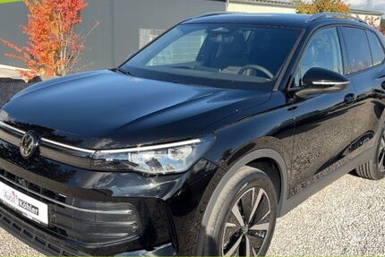 VW Tiguan 9.900 km 42.780 &euro; Mainburg 84048