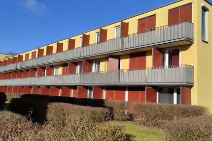 1,5 Zimmer-EG-Studenten-Wohnung mit EBK und Garage in Regensburg 1 zimmer