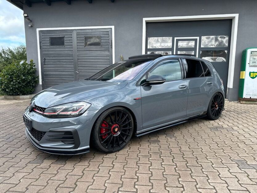 VW Golf 78.800 km 26.590 € Ahorntal 95491