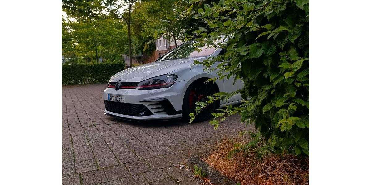 VW Golf 77.025 km 26.500 &euro; Netphen 57250