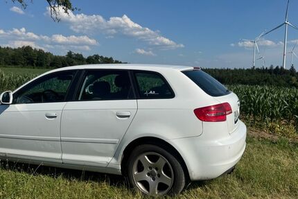 Audi A3 180.000 km 7.500 &euro; Rosengarten 74538
